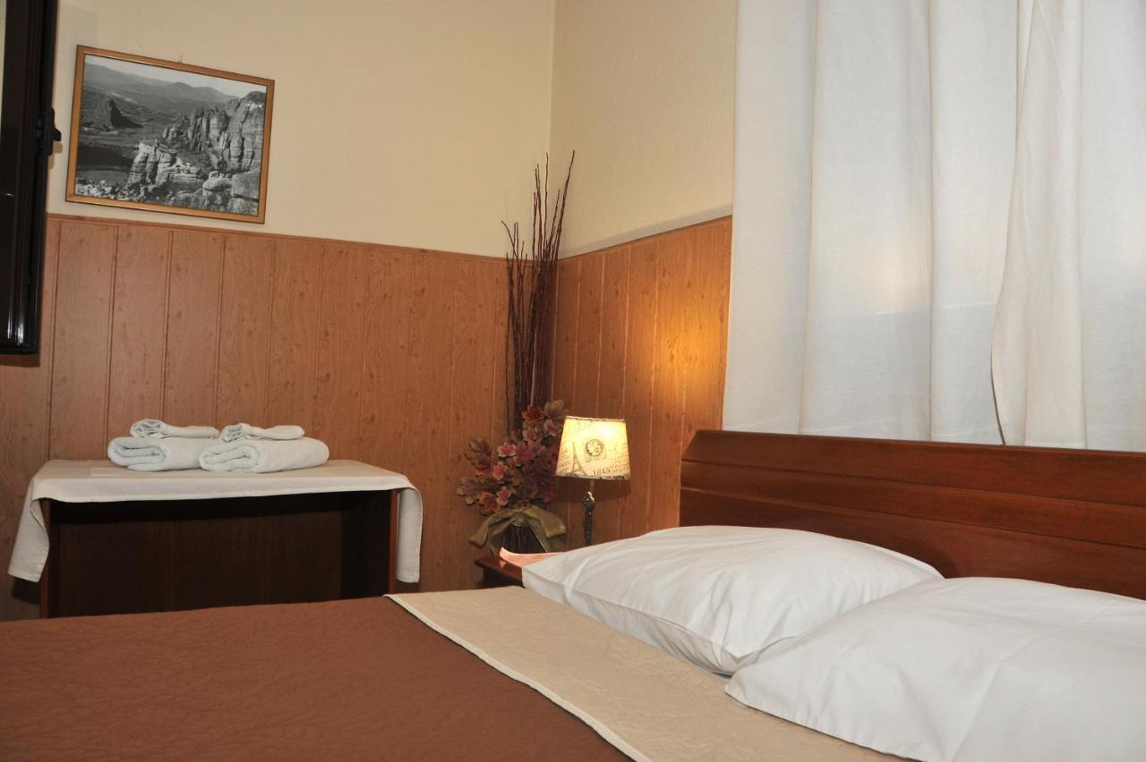 Guesthouse Bloutsos Rooms Kastraki  Bagian luar foto