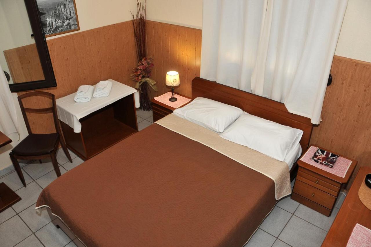 Guesthouse Bloutsos Rooms Kastraki  Bagian luar foto