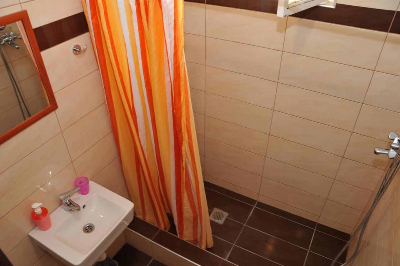 Guesthouse Bloutsos Rooms Kastraki  Bagian luar foto