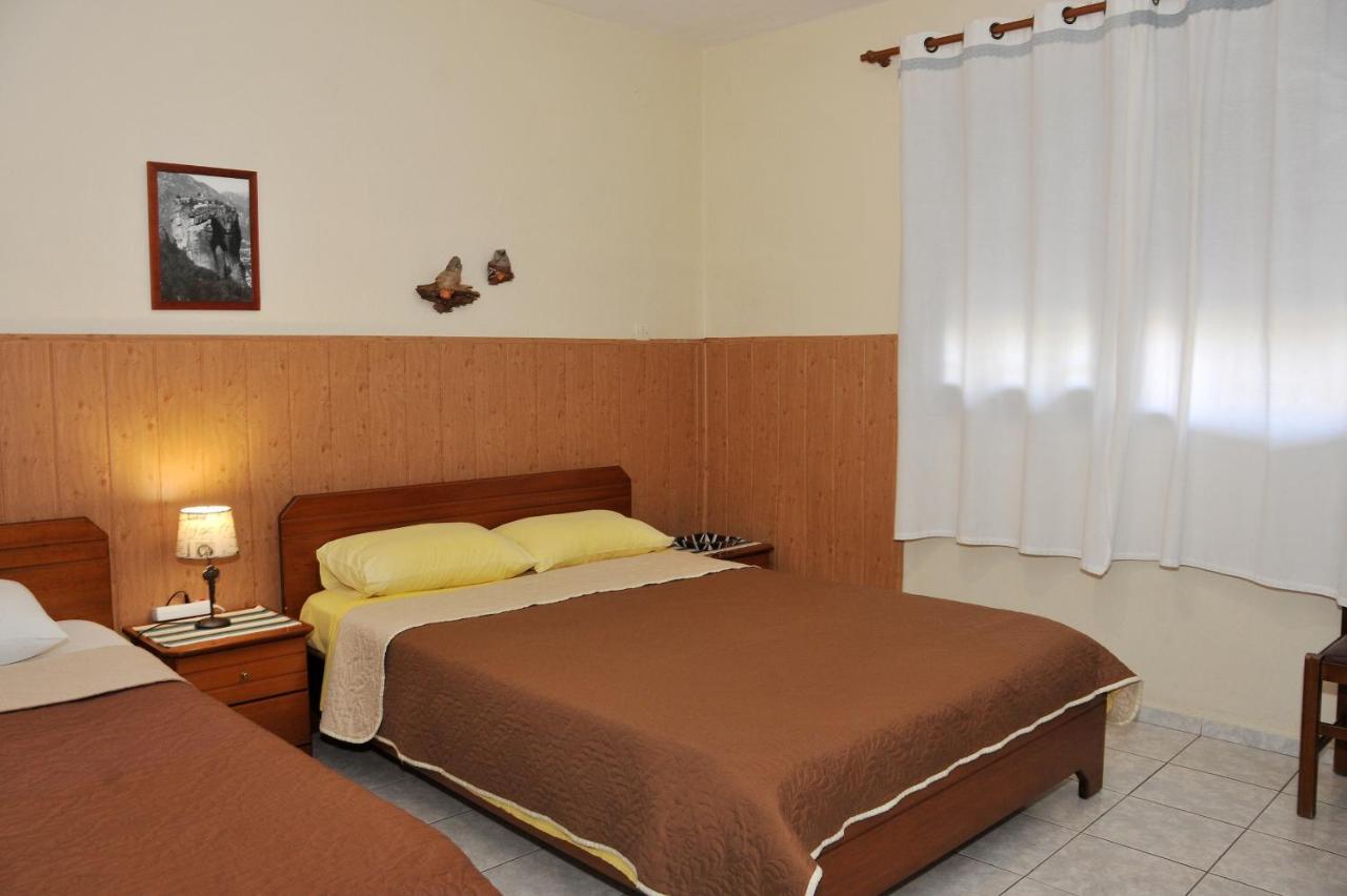 Guesthouse Bloutsos Rooms Kastraki  Bagian luar foto